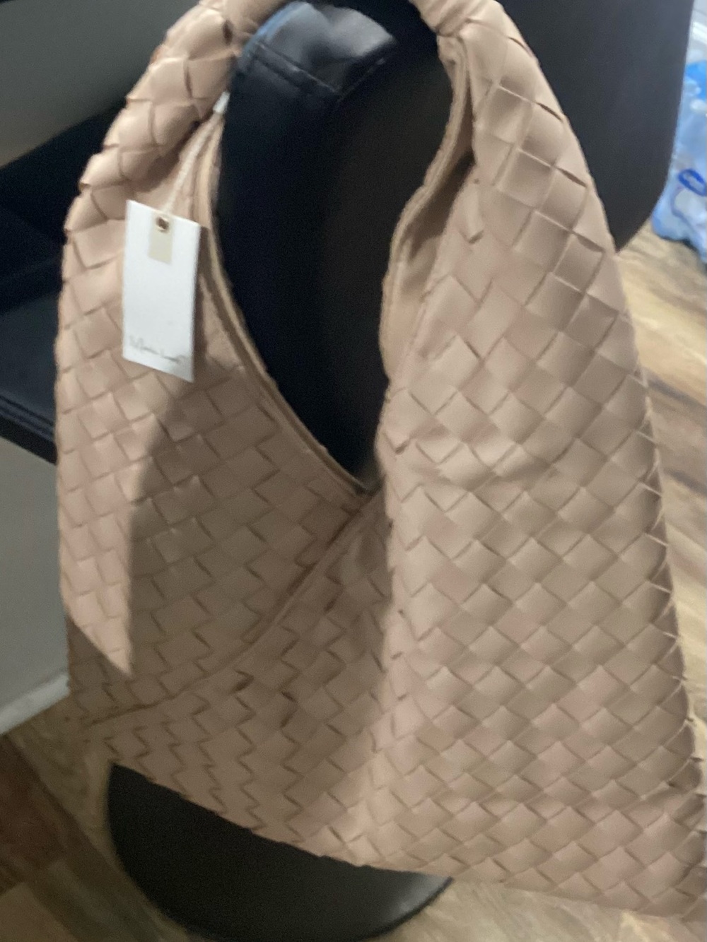 Moda Luxe Blush Woven Hobo Bag - Picture 5 of 7